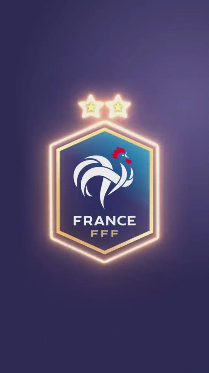 Logo emblématique de l'équipe de France de football en gros plan